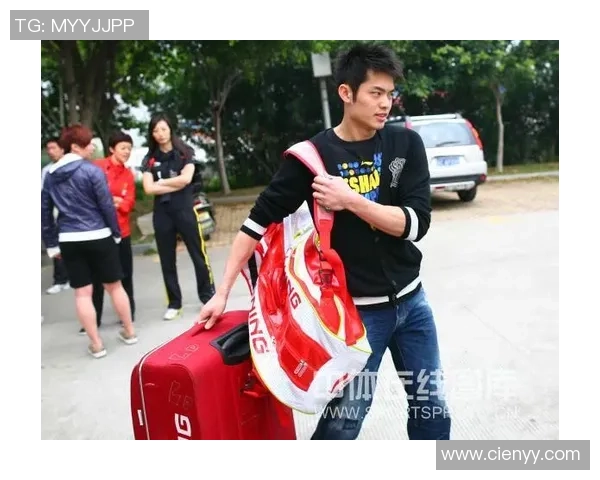 成都羽毛球队包夹战术解析与热点关注探讨 成都羽毛球队包夹战术解析与热点关注探讨